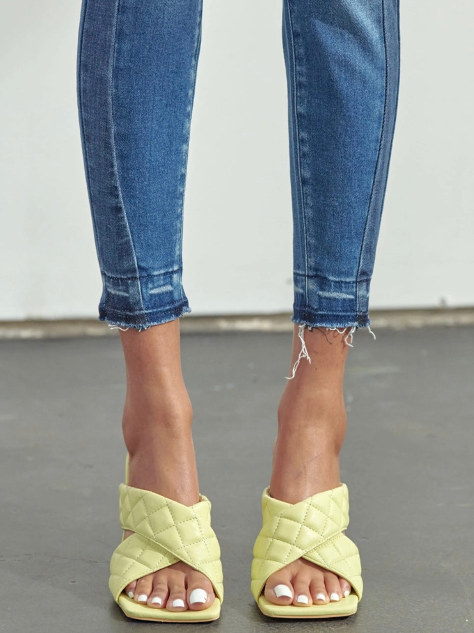 Alabama Ankle Skinny Jeans